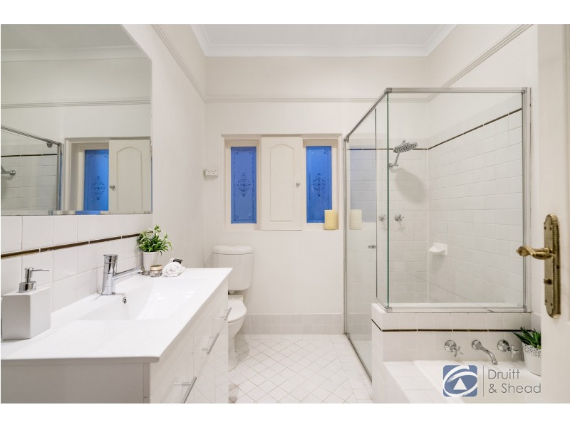 36 Lynton Street, Doubleview WA 6018