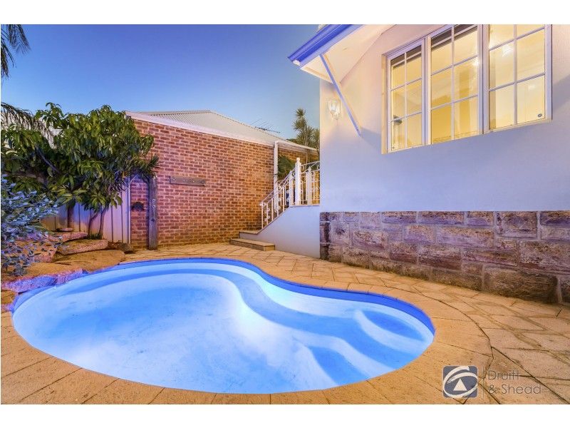 36 Lynton Street, Doubleview WA 6018