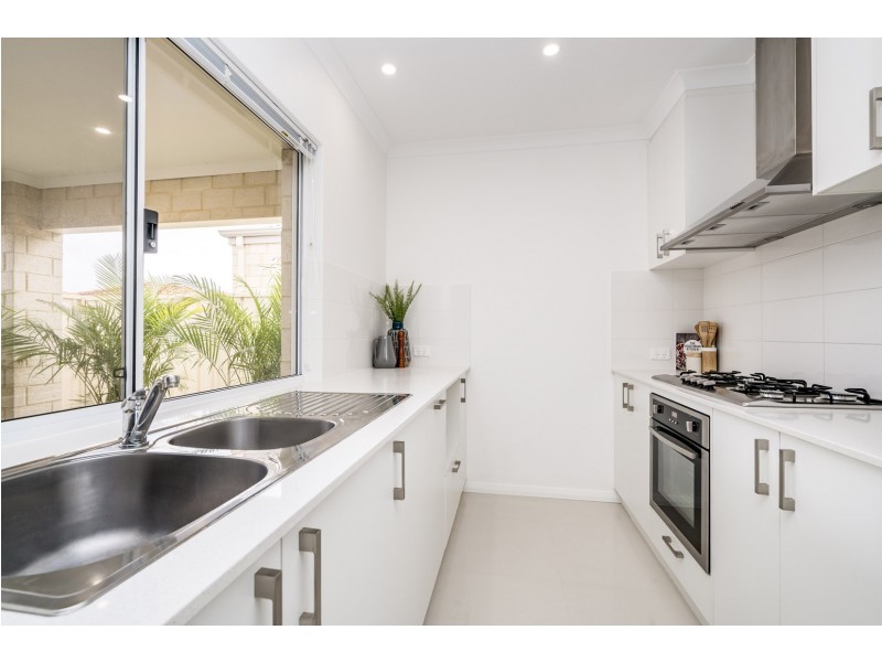 4/72 Swan Street, Tuart Hill WA 6060