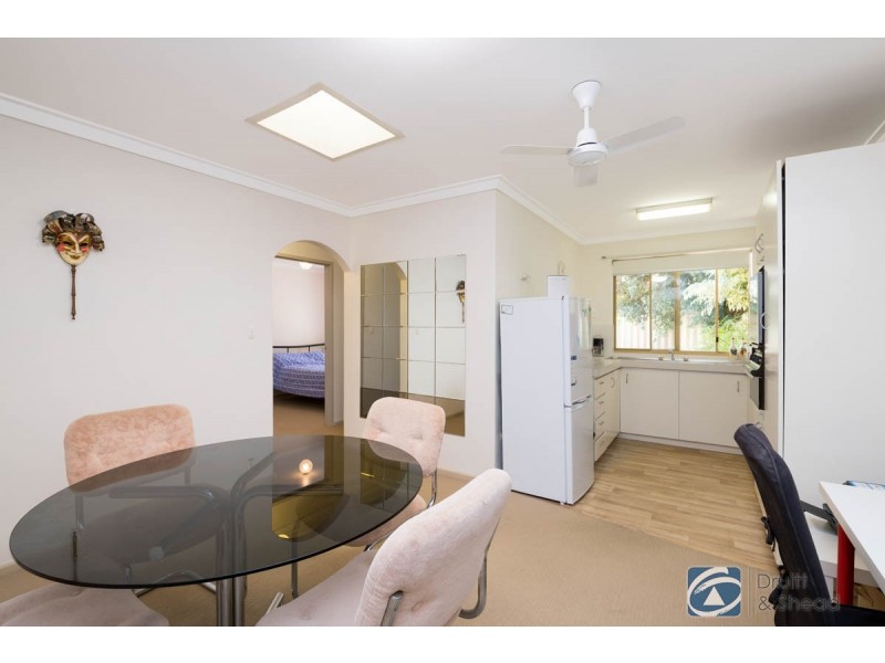 2/278 Hancock Street, Doubleview WA 6018