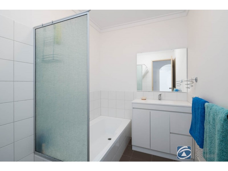 2/278 Hancock Street, Doubleview WA 6018