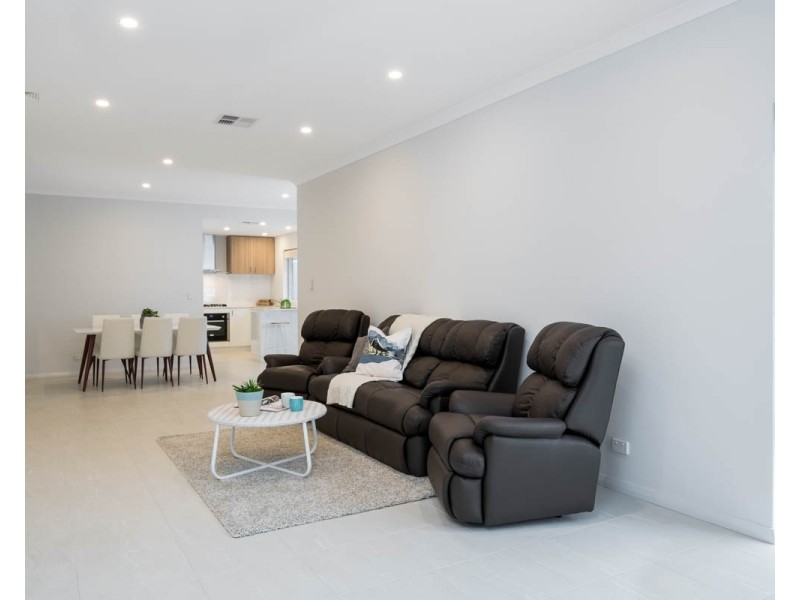 42C Albemarle Street, Doubleview WA 6018