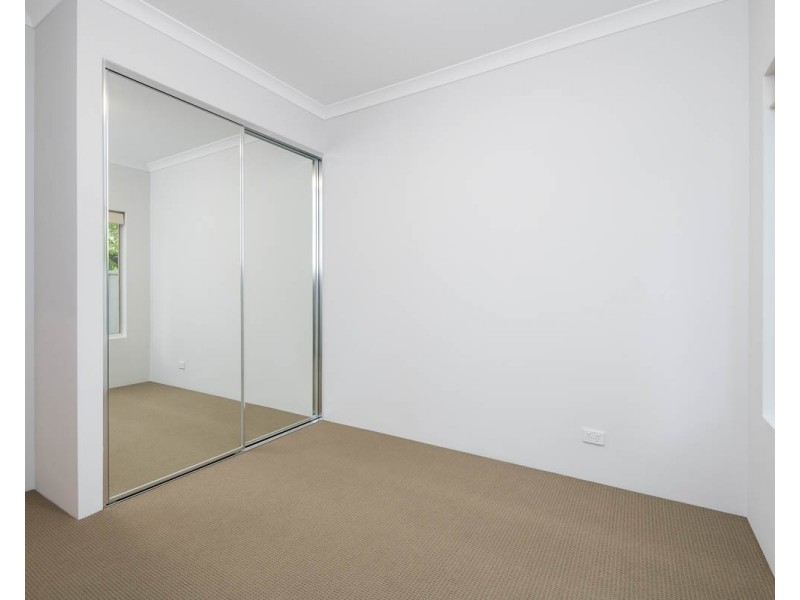 42C Albemarle Street, Doubleview WA 6018