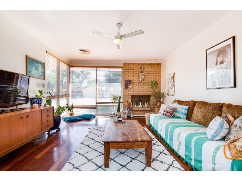 6 Wincanton Road, Karrinyup WA 6018