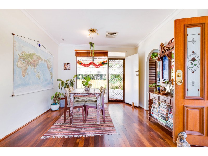 6 Wincanton Road, Karrinyup WA 6018
