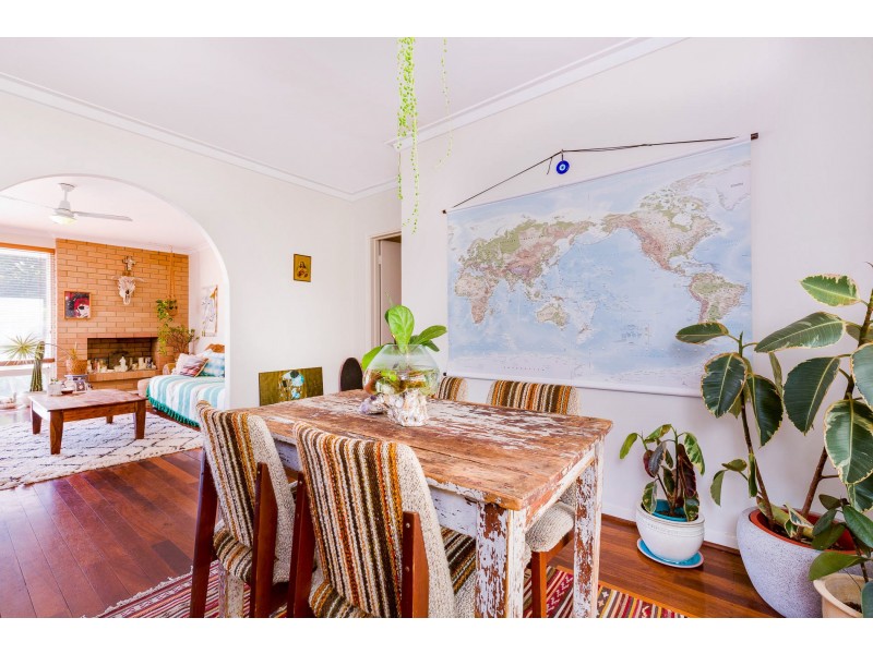 6 Wincanton Road, Karrinyup WA 6018