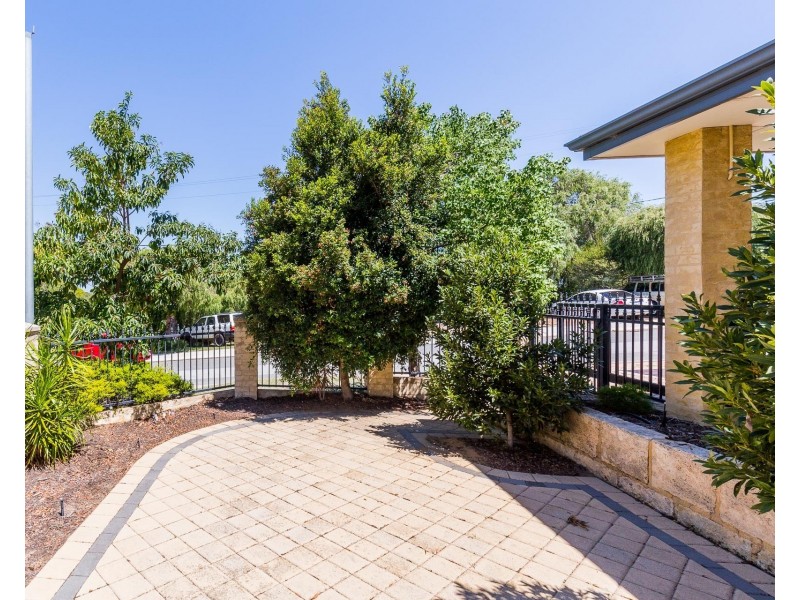 23 Gwelup Street, Karrinyup WA 6018