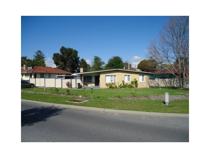 1 Shelbred Way, Westminster WA 6061