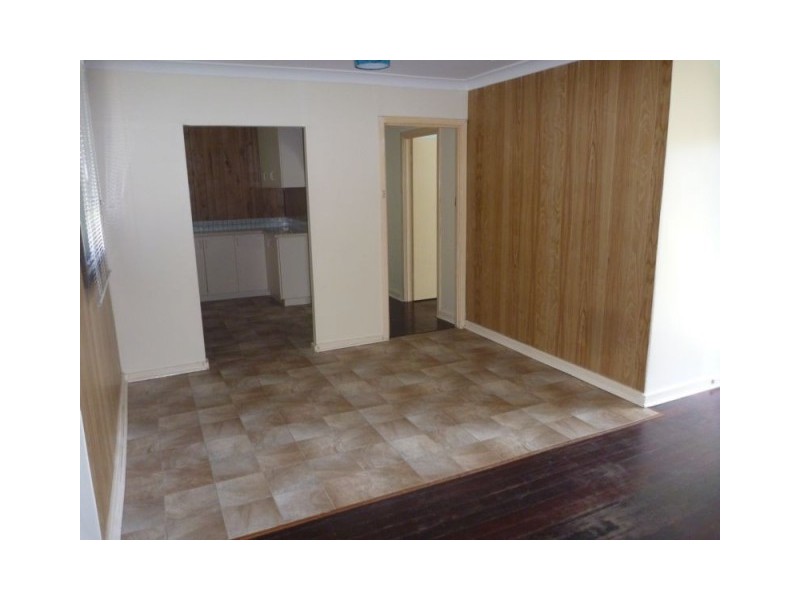 1 Shelbred Way, Westminster WA 6061