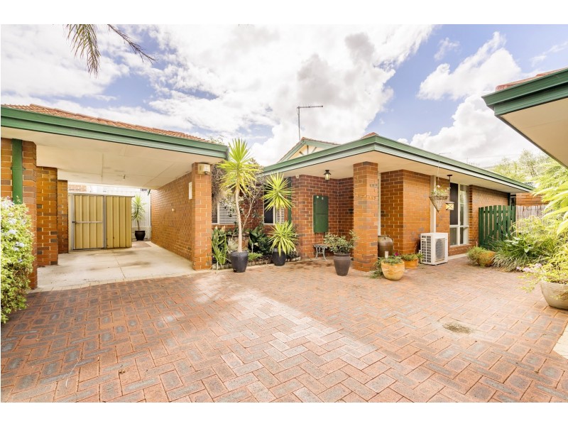 3/1 Berkeley Avenue, Nollamara WA 6061