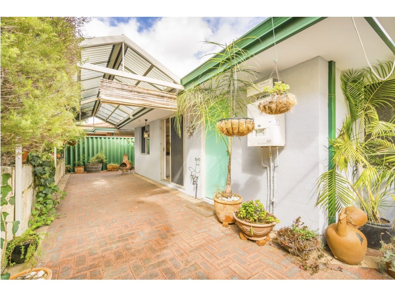 3/1 Berkeley Avenue, Nollamara WA 6061