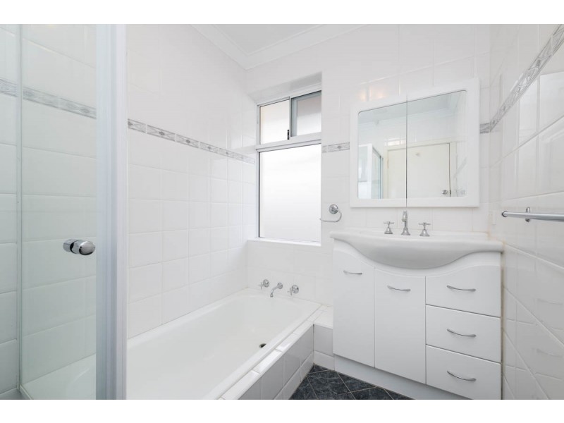 30 Somerton Road, Karrinyup WA 6018