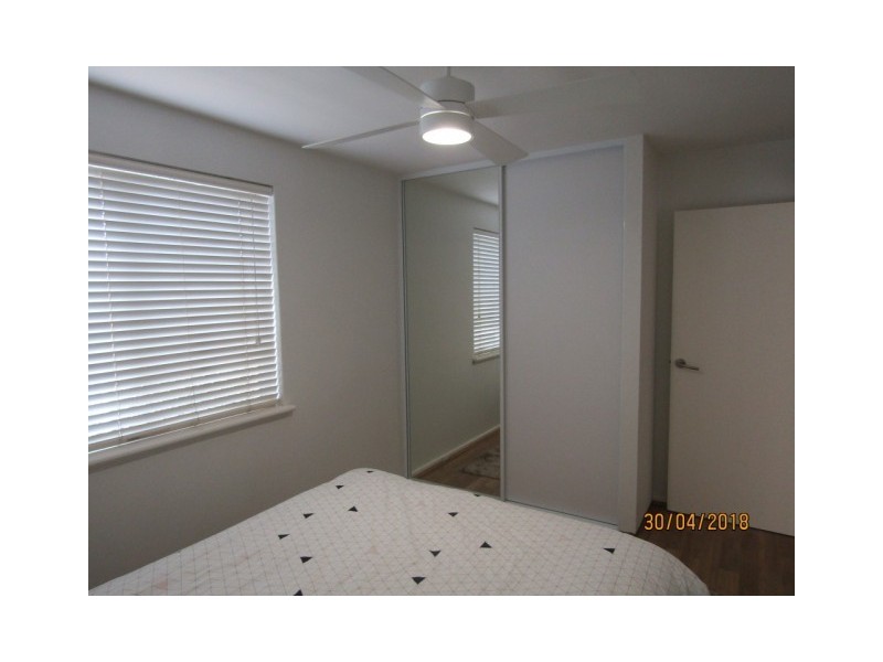 4/268 Holbeck Street, Doubleview WA 6018