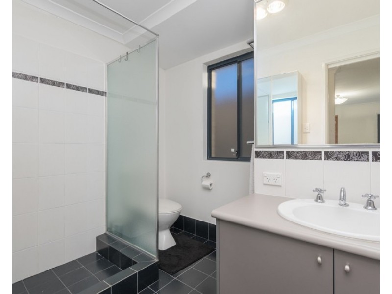 166B Ravenscar Street, Doubleview WA 6018