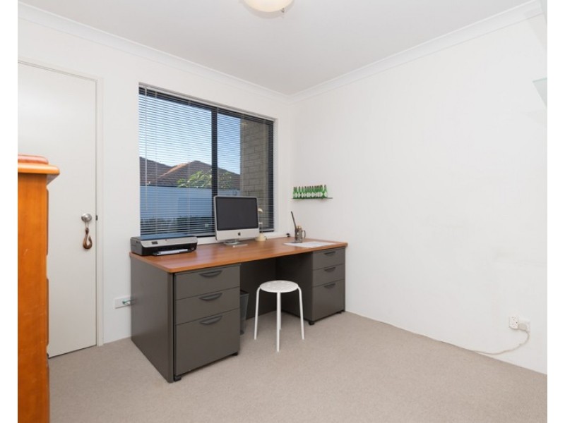 166B Ravenscar Street, Doubleview WA 6018