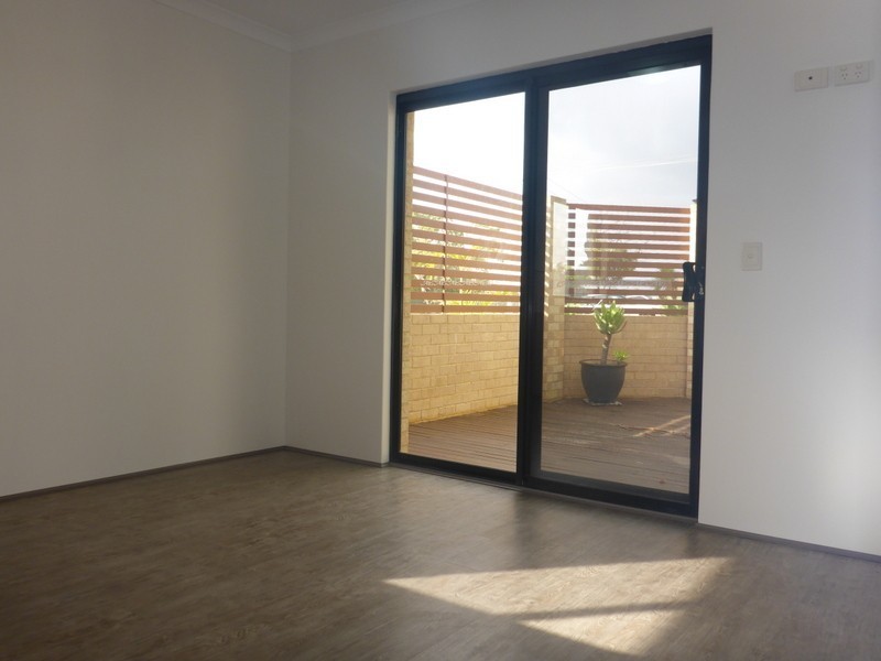 44A Lilacdale Road, Innaloo WA 6018