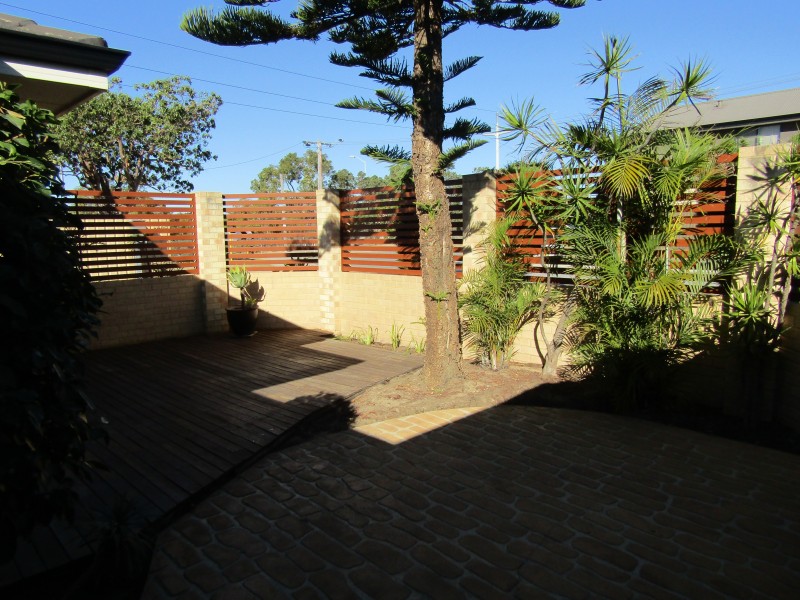 44A Lilacdale Road, Innaloo WA 6018