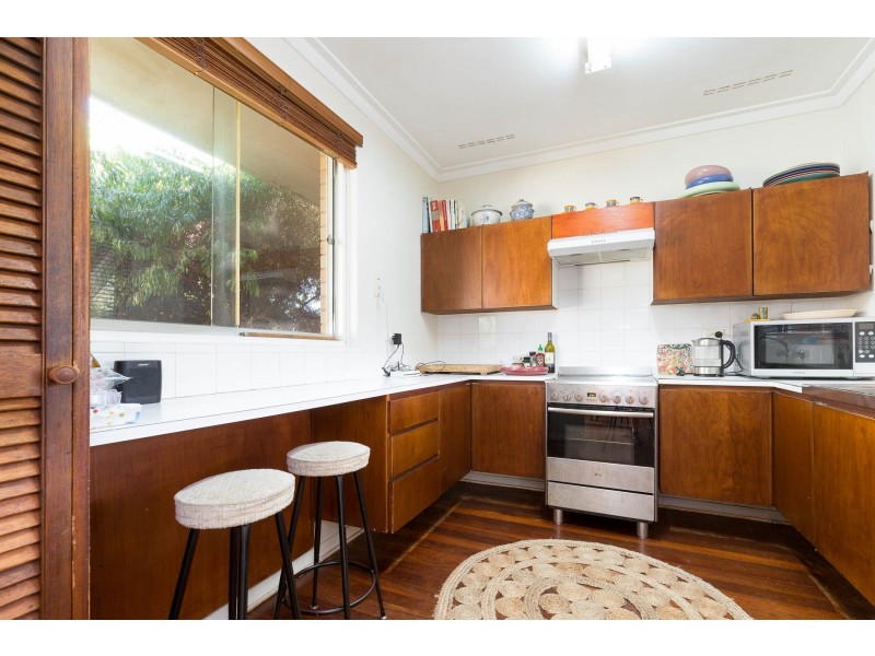 6 Wincanton Road, Karrinyup WA 6018