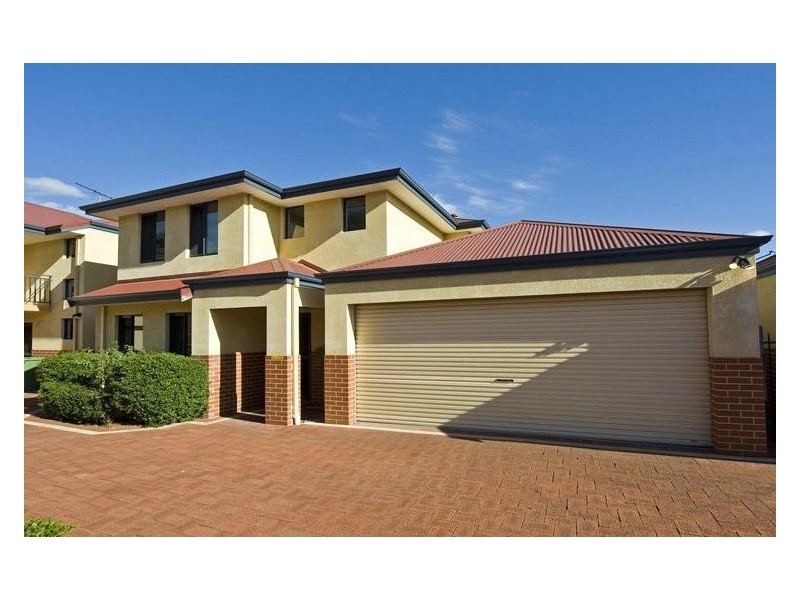 98B Fitzroy Road, Rivervale WA 6103