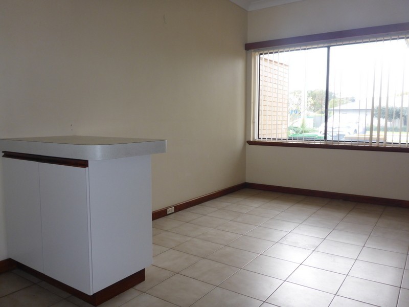 21 Cheviot Street, Dianella WA 6059