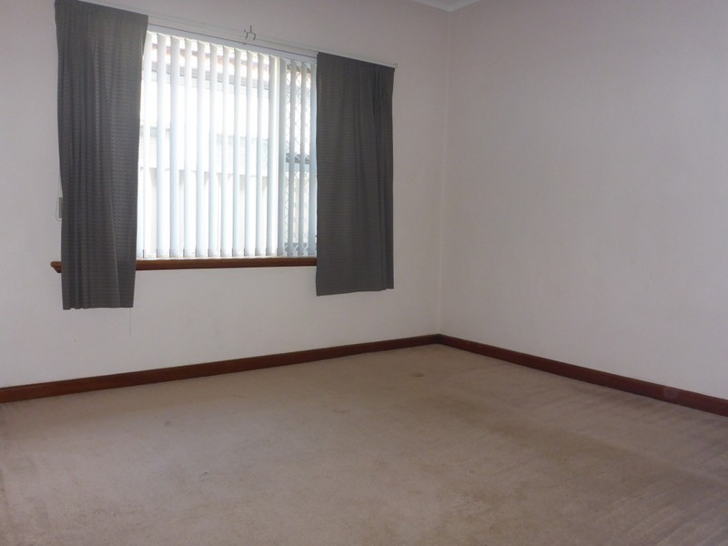 21 Cheviot Street, Dianella WA 6059