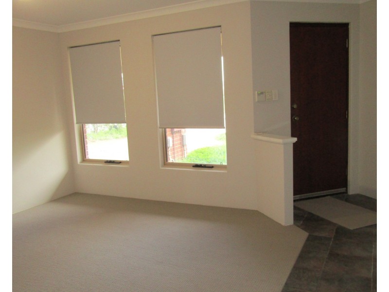 23 Bancombe Crescent, Ellenbrook WA 6069