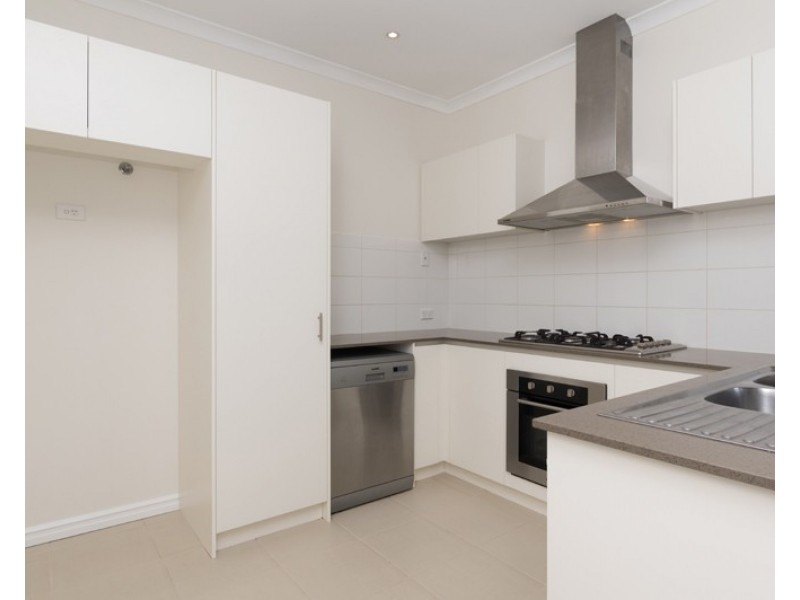 8 Oxted Link, Butler WA 6036