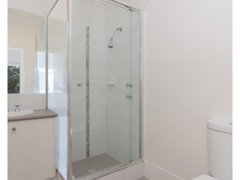 8 Oxted Link, Butler WA 6036