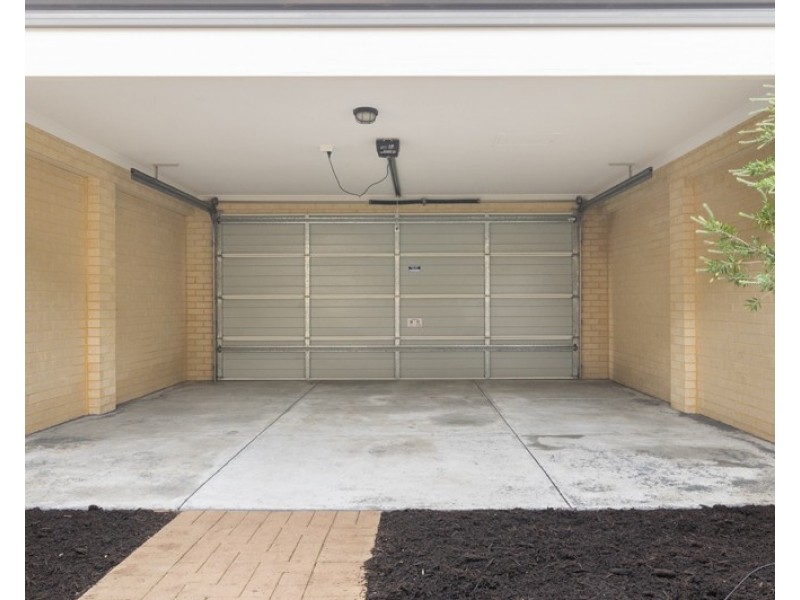 8 Oxted Link, Butler WA 6036