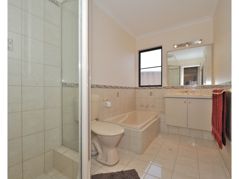 18 Muirdick Street, Innaloo WA 6018