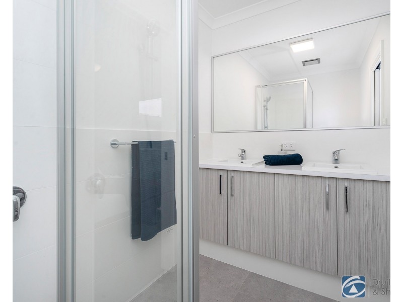 20B Rotherfield Road, Westminster WA 6061