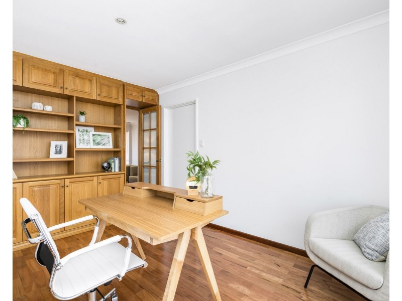 37 Hazelwood Loop, Carine WA 6020