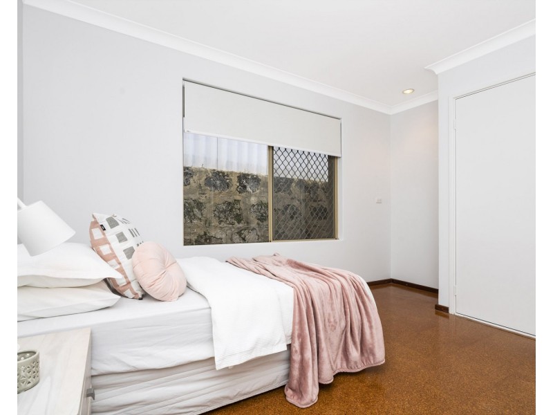 37 Hazelwood Loop, Carine WA 6020