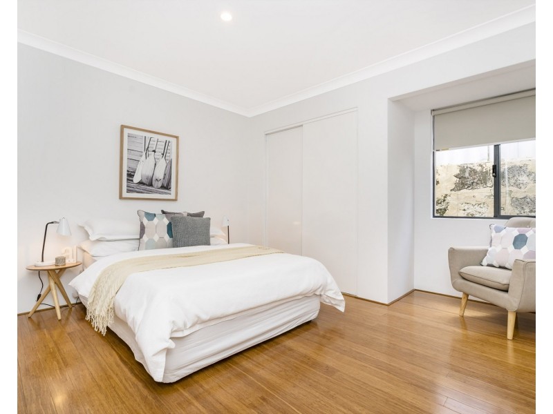 37 Hazelwood Loop, Carine WA 6020