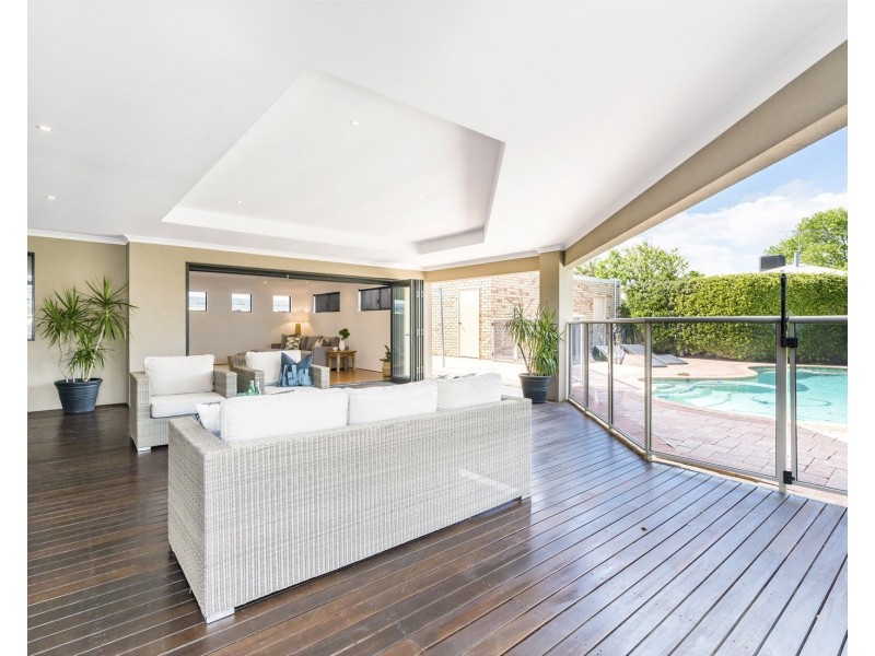 37 Hazelwood Loop, Carine WA 6020