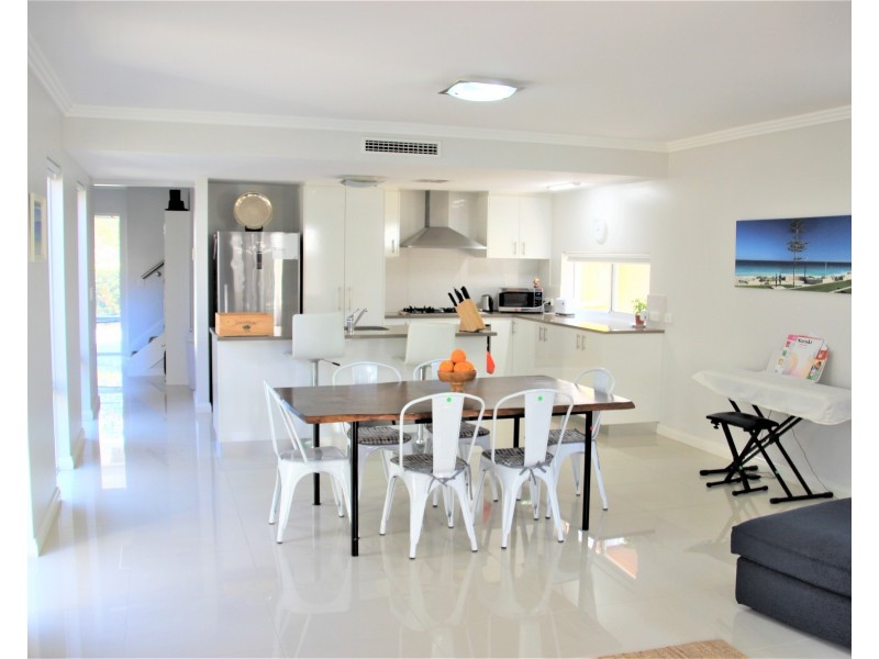 37B Beatrice Street, Doubleview WA 6018