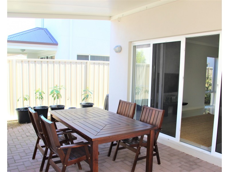 37B Beatrice Street, Doubleview WA 6018