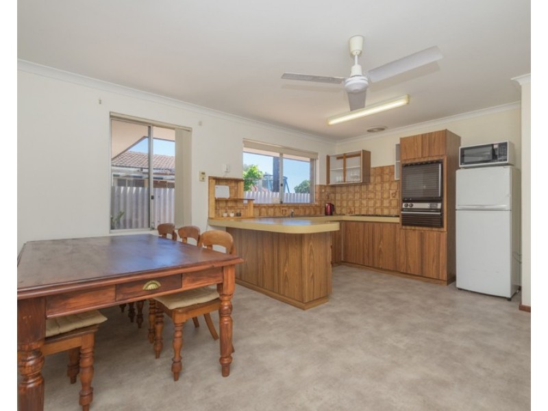 5 Widgeon Close, Stirling WA 6021