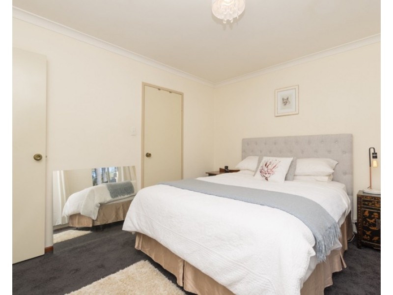 5 Widgeon Close, Stirling WA 6021