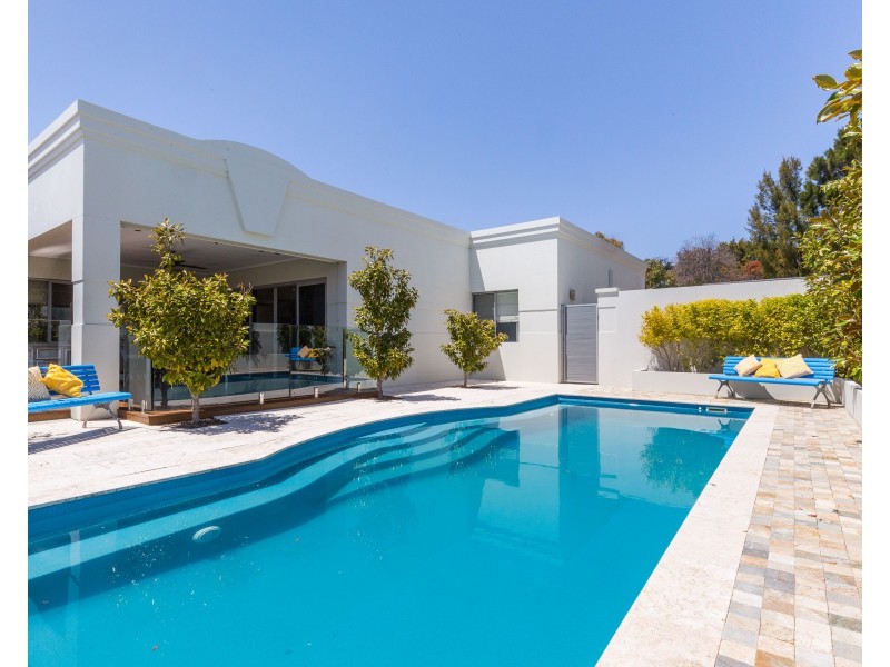 14 Luccombe Way, Karrinyup WA 6018