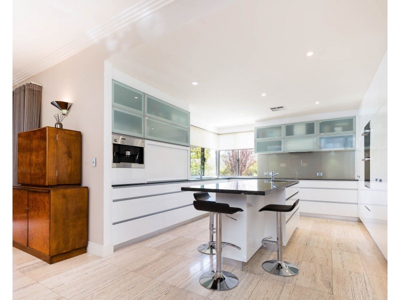 14 Luccombe Way, Karrinyup WA 6018