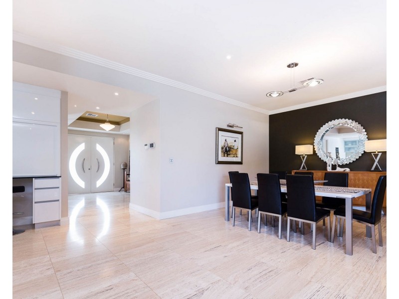 14 Luccombe Way, Karrinyup WA 6018