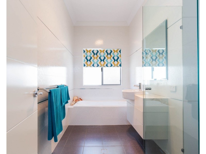 14 Luccombe Way, Karrinyup WA 6018