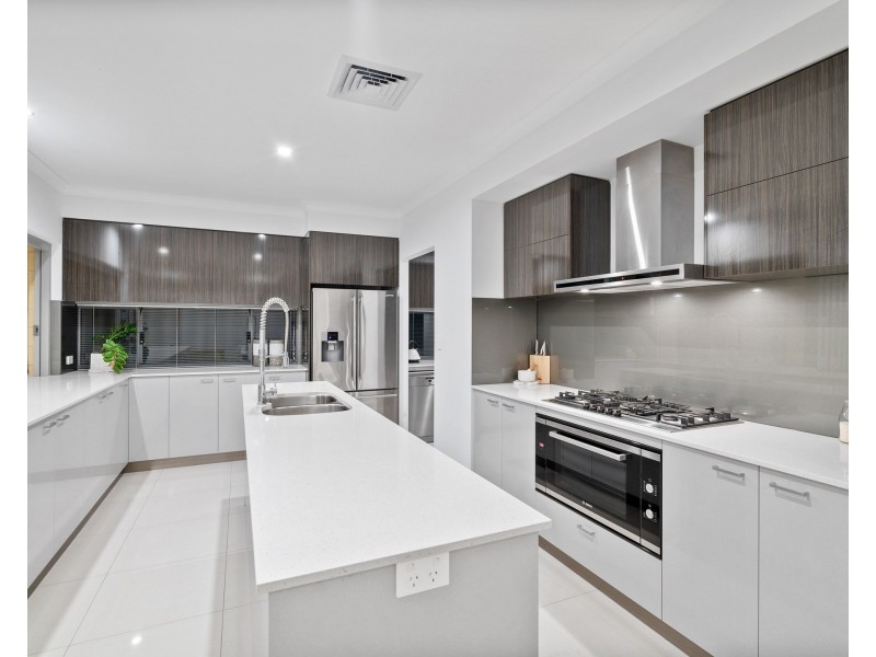 87 Rosewood Avenue, Woodlands WA 6018