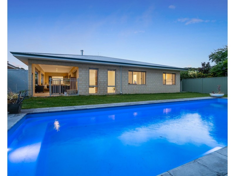 87 Rosewood Avenue, Woodlands WA 6018