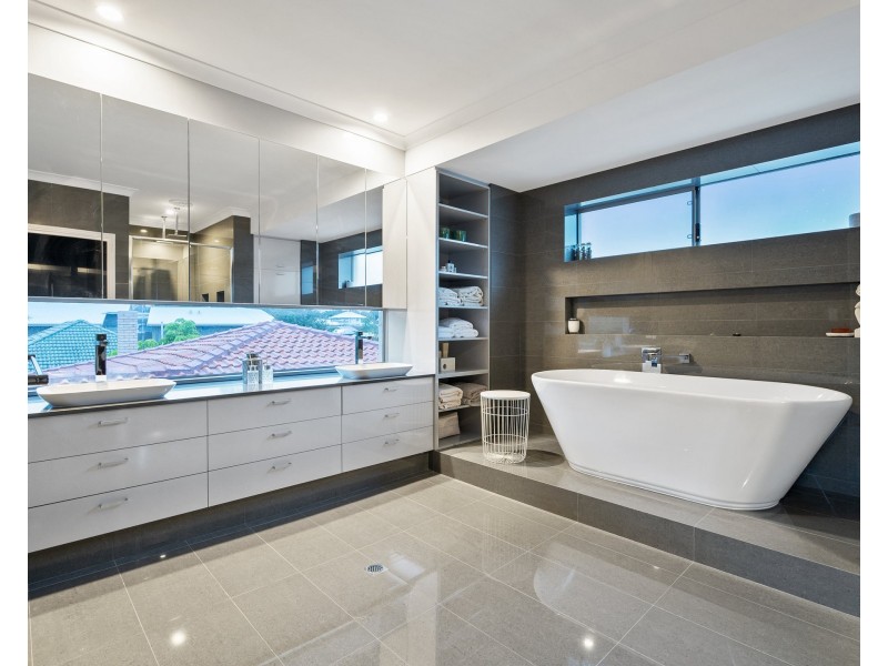 87 Rosewood Avenue, Woodlands WA 6018