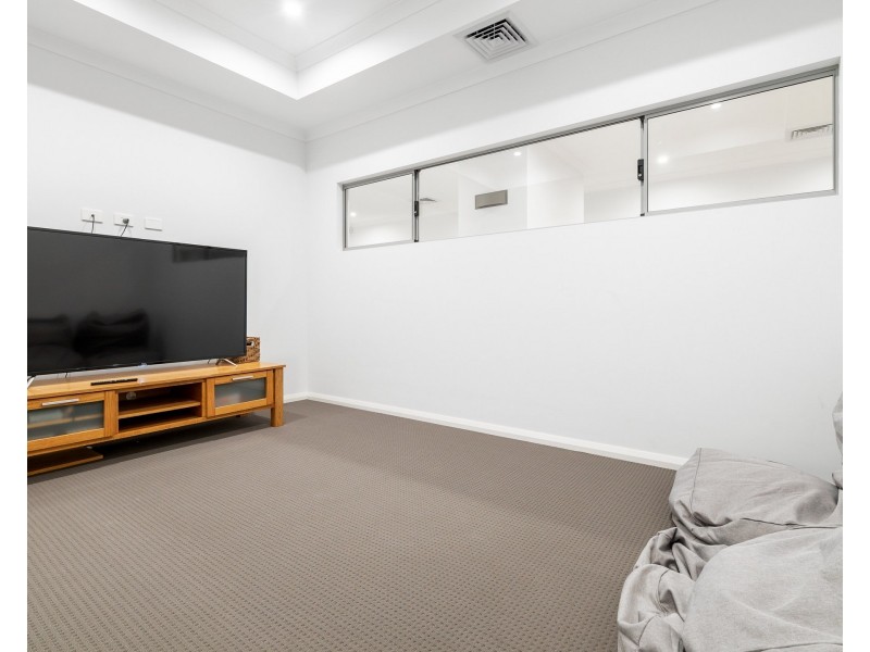 87 Rosewood Avenue, Woodlands WA 6018