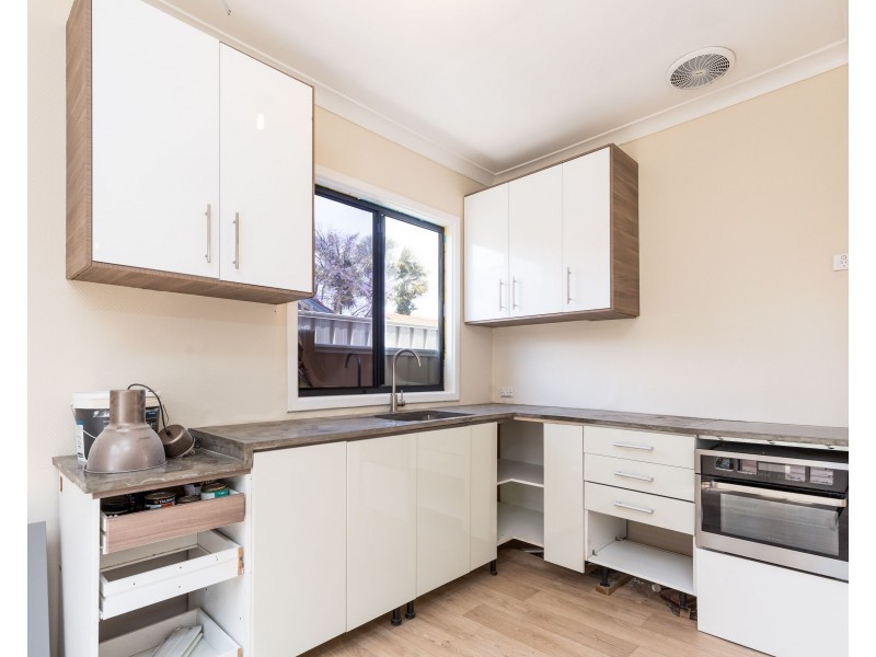 213 Huntriss Road, Doubleview WA 6018