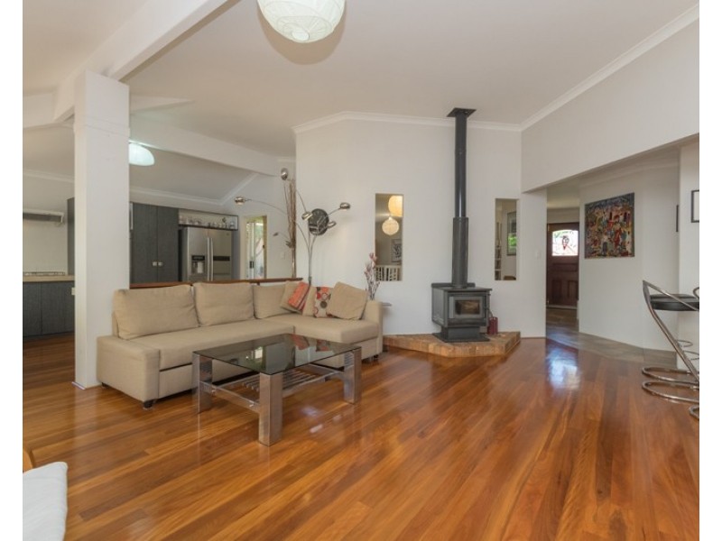 8 Leven Rise, Kinross WA 6028