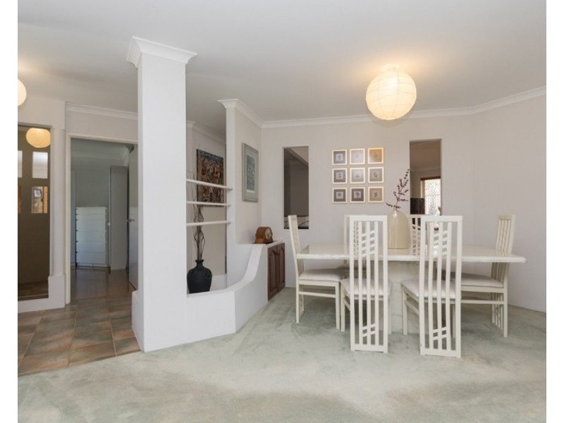 8 Leven Rise, Kinross WA 6028